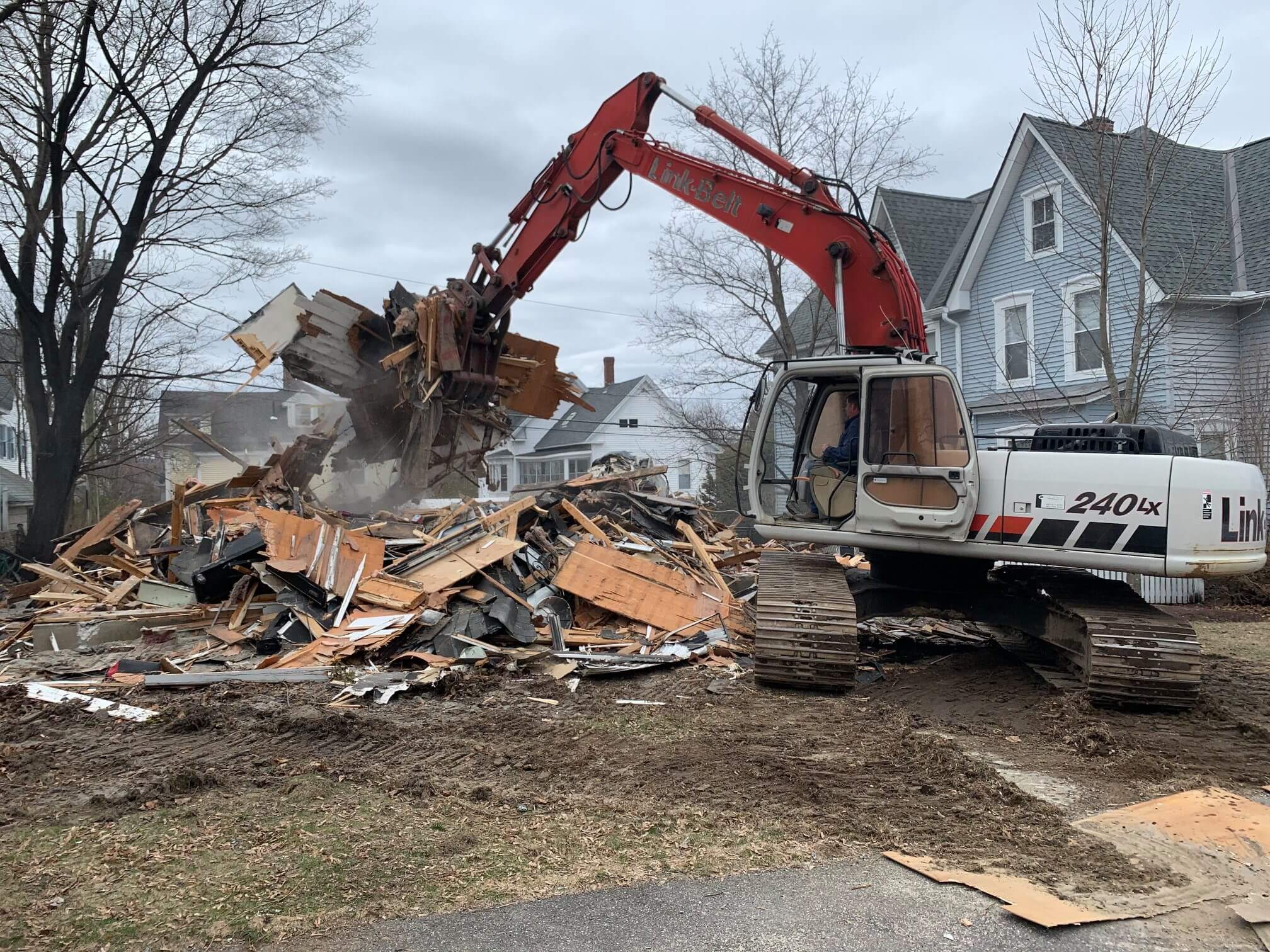 H2O-Waste-Disposal-Services-Demolition-2